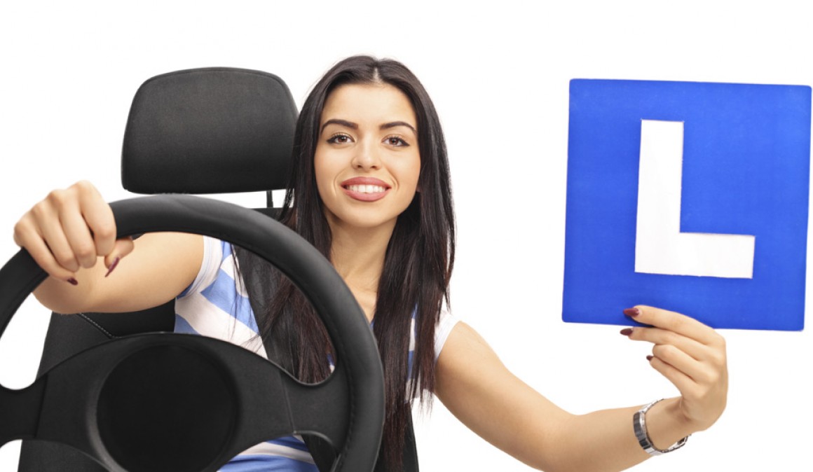 Rebajar la edad de conducir en España